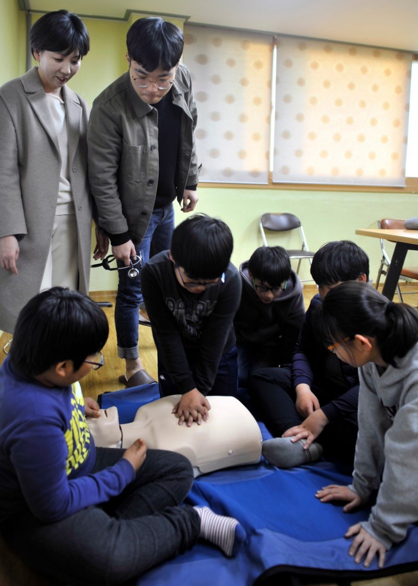 창원파티마병원_늘푸른지역아동센터 직업체험교육 (8).JPG